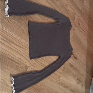 Aeropostale grey small longe sleeve shirt